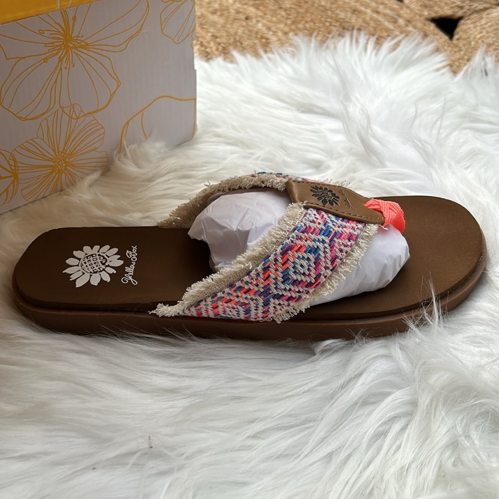 YELLOW BOX FRIDAY CORAL MULTI SANDAL NWT